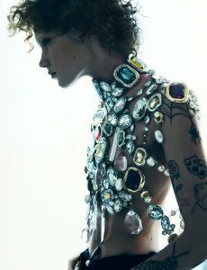 txema-yeste-numero-france-december-2025-Willow-Hildreth-07