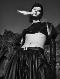 txema-yeste-numero-france-march-2026-chloe-oh-3